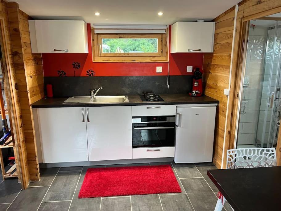 Chalet 2 Personnes Avec Jacuzzi Et Piscine Saisonniere Partagee Corcieux Extérieur photo
